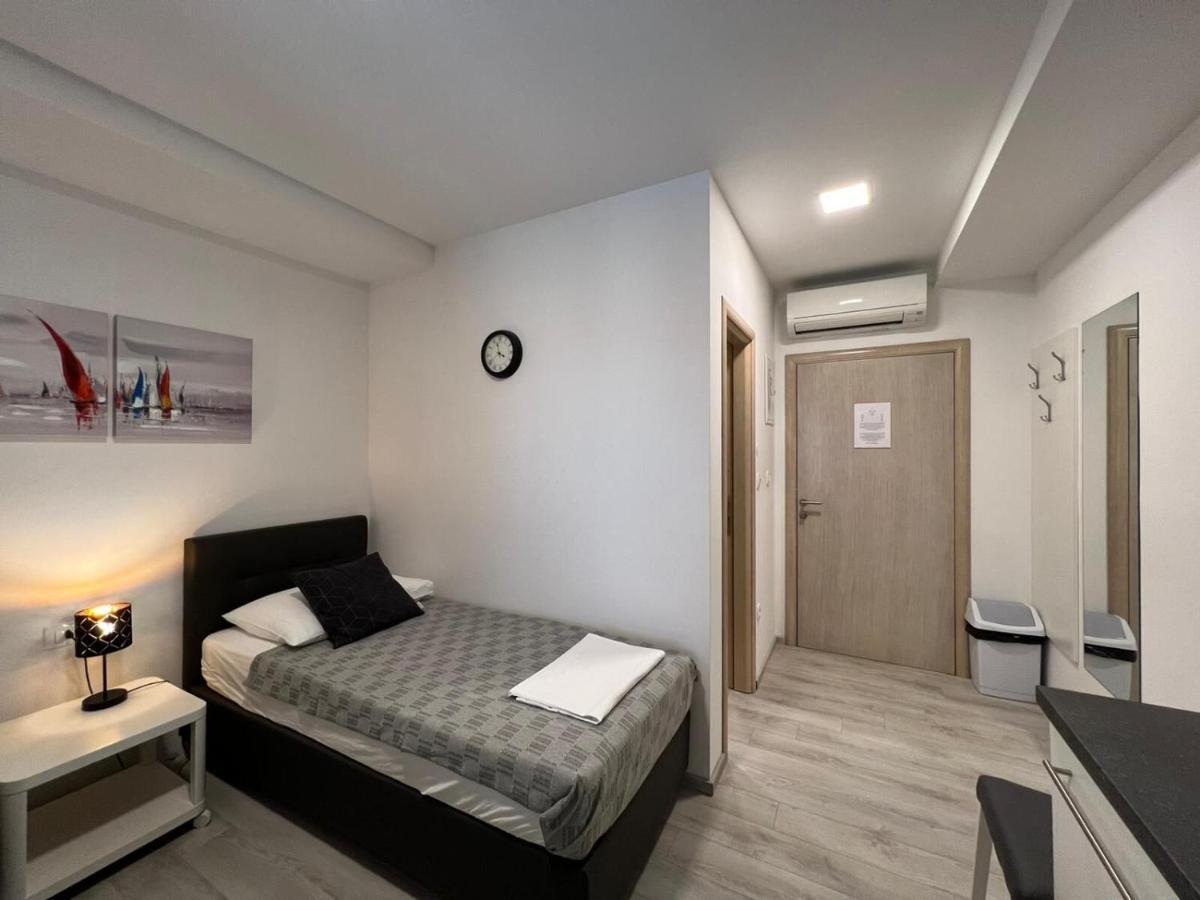 Apartments And Rooms Adriatic Suites Šibenik Exterior foto